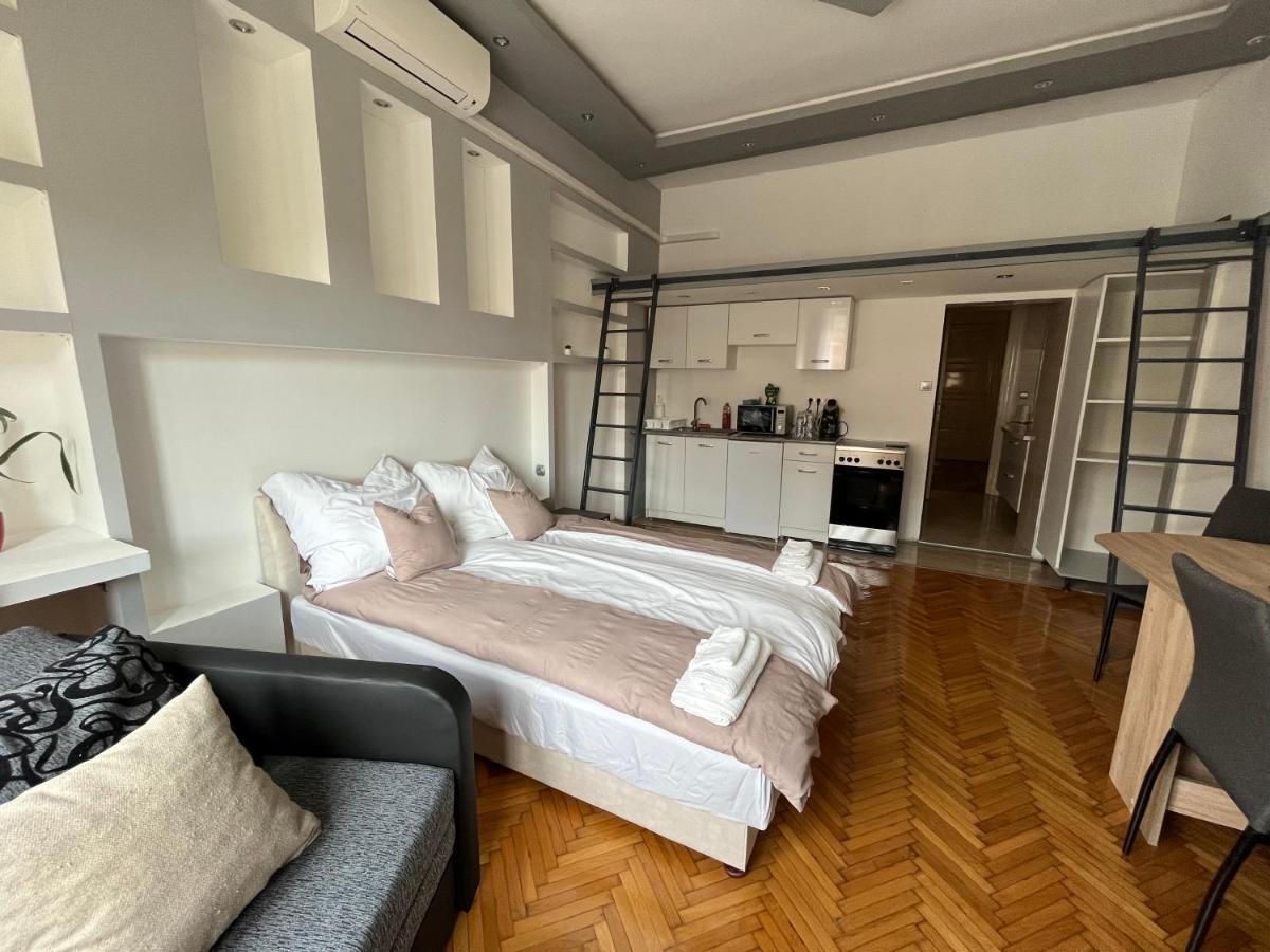 Szechenyi Apartman Мишкольц Экстерьер фото