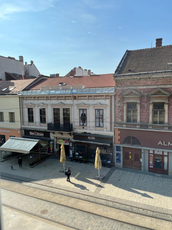 Szechenyi Apartman Мишкольц Экстерьер фото