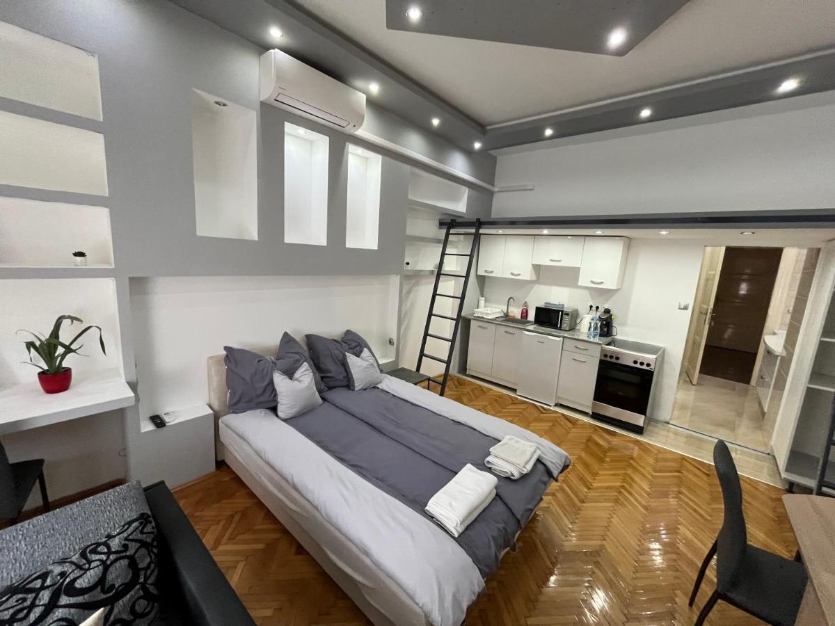 Szechenyi Apartman Мишкольц Экстерьер фото